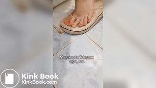 Shitting iranian milf