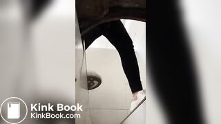 PEEPING AT CHINESE GIRLS USING THE RESTROOM.video-051