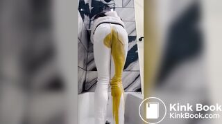 Diarrhea in white pants - video 2