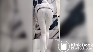 Diarrhea in white pants - video 2