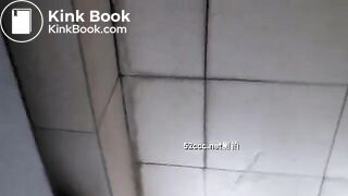 PEEPING AT CHINESE GIRLS USING THE RESTROOM.no1_01