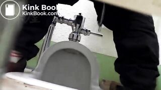 PEEPING AT CHINESE GIRLS USING THE RESTROOM.video-058