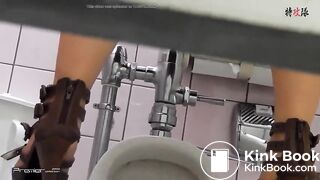 PEEPING AT CHINESE GIRLS USING THE RESTROOM.video-068