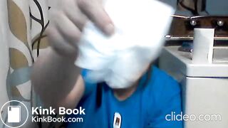 Pooping while talking on the phone