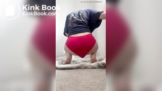 she poop her panty