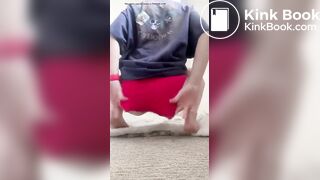 she poop her panty