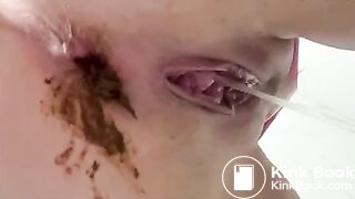 Shitting - video 731