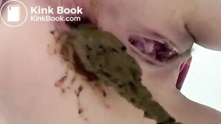 Shitting - video 731