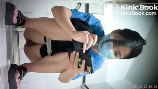 PEEPING AT CHINESE GIRLS USING THE RESTROOM.ZZA_148