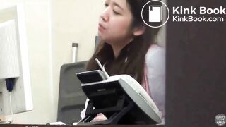 GH DOLK 02 02: Voyeurism in the company with female office workers. Awkward excretions in the toilet.