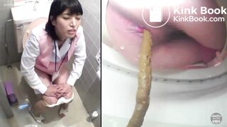 GH DOLK 02 02: Voyeurism in the company with female office workers. Awkward excretions in the toilet.