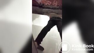 PEEPING AT CHINESE GIRLS USING THE RESTROOM.ZZA_79