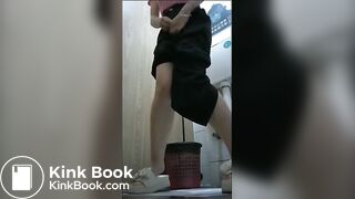 PEEPING AT CHINESE GIRLS USING THE RESTROOM.ZZA_71