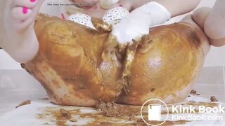 Blonde piss, shit and masturbing