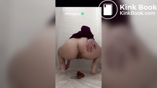 Same girl pooping - video 4