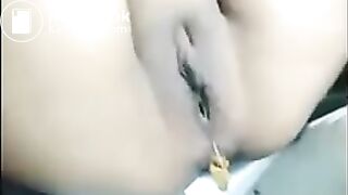 Desi bhabhi pooping