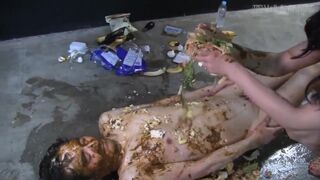 Japanese Lady Pee & Poop Voyeur & Playing Shit