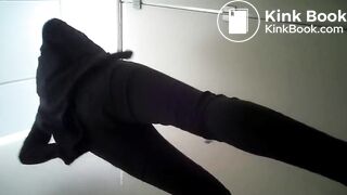 PEEPING AT CHINESE GIRLS USING THE RESTROOM.ZZA_86