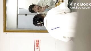 PEEPING AT CHINESE GIRLS USING THE RESTROOM.ZZA_73