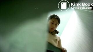 PEEPING AT CHINESE GIRLS USING THE RESTROOM.ZZA_162