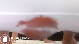 Big poop in white tights