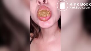 Kardashían eats poop