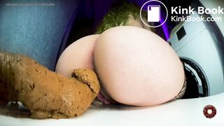 Big ass girl shit