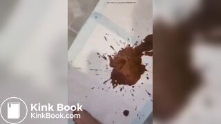 Girl pooping - video 626