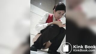 Peeping at Chinese girls using the restroom.XXF_01