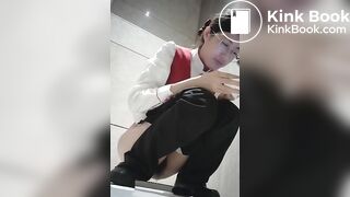 Peeping at Chinese girls using the restroom.XXF_01