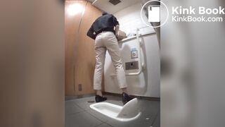 japanese toilet diarrhea 1