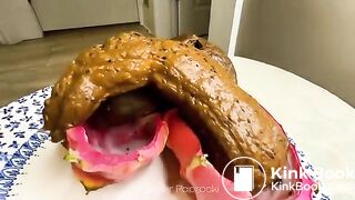 she made dragon fruit pudding have some