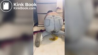 D7 Asian Girl Making Diarrhea in Her Jean