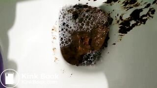 Huge poop in white panties - video 3