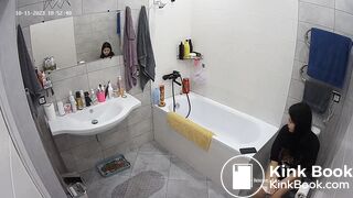 Voyeur Girls pooping/peeing on toilet