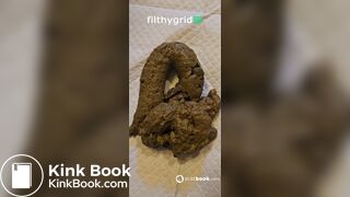 Girl take a mean shit