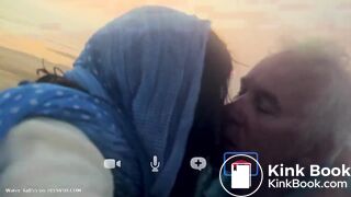 Bigheads woman desperate for a shit