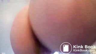 Pregnant girl shits for 2