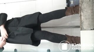 Peeping at Chinese girls using the restroom.ZAA_014