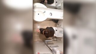 japanese toilet - video 140