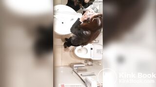 japanese toilet - video 140