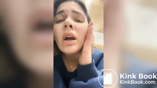 Girl pooping - video 568