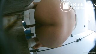 Peeping at Chinese girls using the restroom.ZAA_012