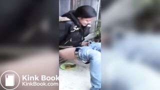 Girl pretends she’s giving birth while pooping