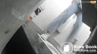 Chinese girl pooping - video 235