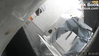 Chinese girl pooping - video 235