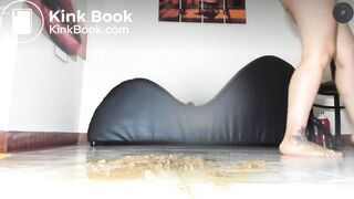 Huge Scat & Squirt Mess Mil@