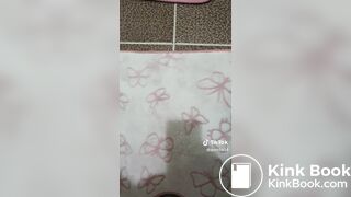 tiktok poop - video 6