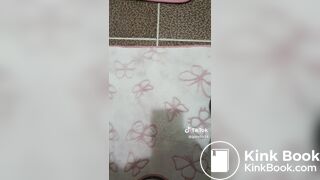 tiktok poop - video 6
