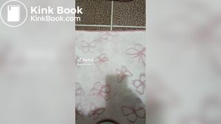 tiktok poop - video 6